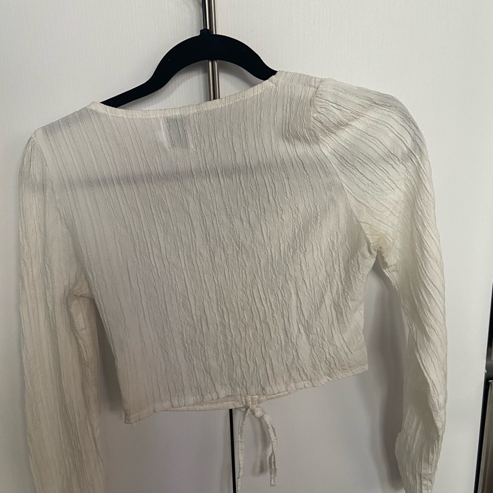 white long sleeve - Picture 2 of 2